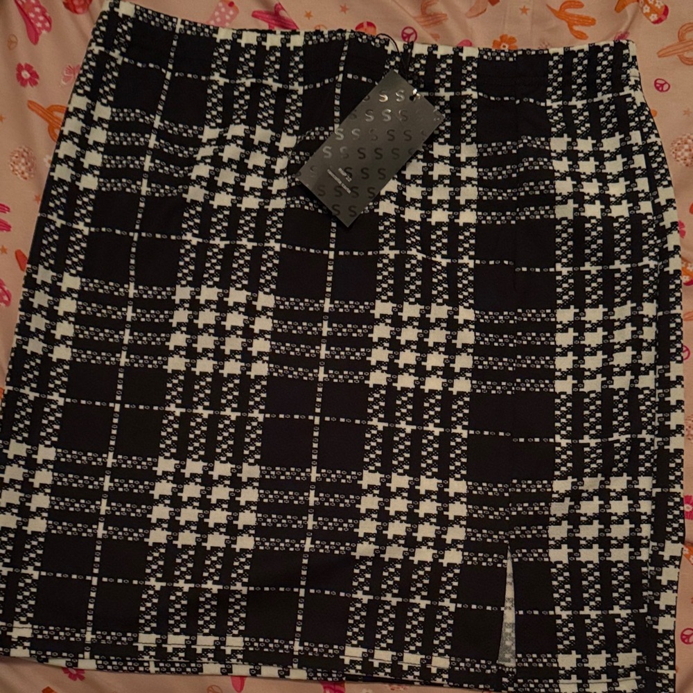 SHEIN Black and White Checkered Pencil Skirt